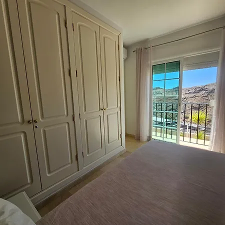 Comfortable Modern House , And Access To Swimming Pool Apartment *
